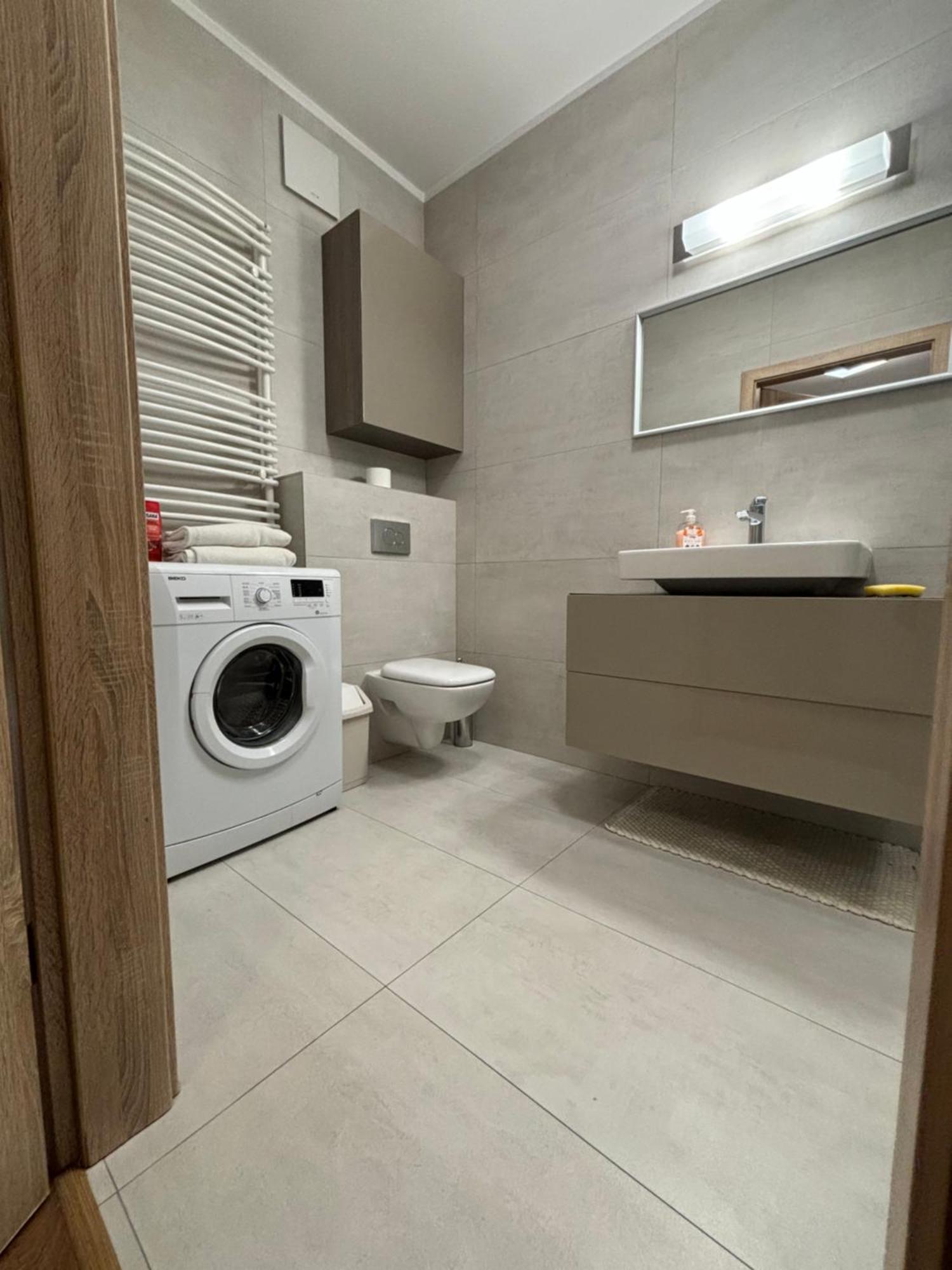 Platinum Towers Apartments 바르샤바 외부 사진