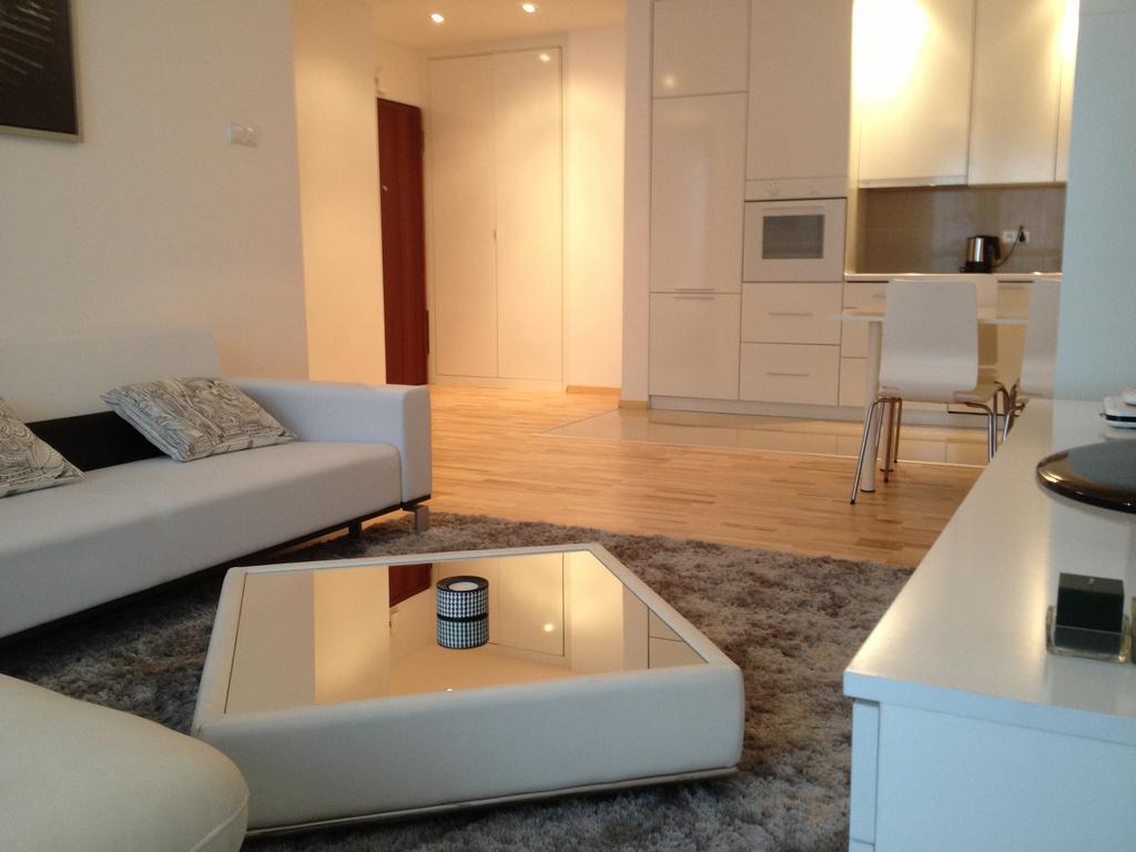 Platinum Towers Apartments 바르샤바 객실 사진